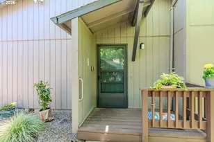 2905 NE 13th St, Gresham, OR 97030 - Photo 3