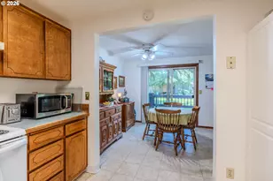 2905 NE 13th St, Gresham, OR 97030 - Photo 11