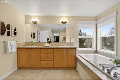 28677 SW Costa Cir, Wilsonville, OR 97070 - Photo 23