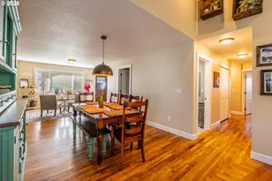 1812 Roberts St, The Dalles, OR 97058 - Photo 9