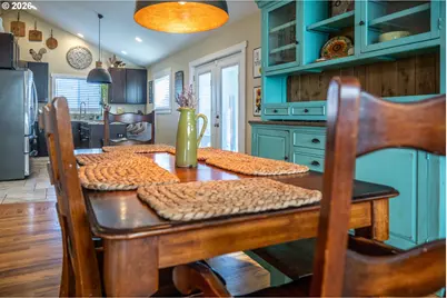 1812 Roberts St, The Dalles, OR 97058 - Photo 15