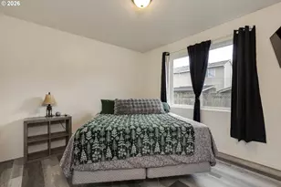 426 Inglewood Ln, Woodburn, OR 97071 - Photo 13