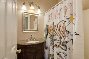 426 Inglewood Ln, Woodburn, OR 97071 - Photo 15