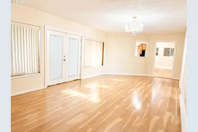 2324 SE 102nd Ave, Portland, OR 97216 - Photo 11