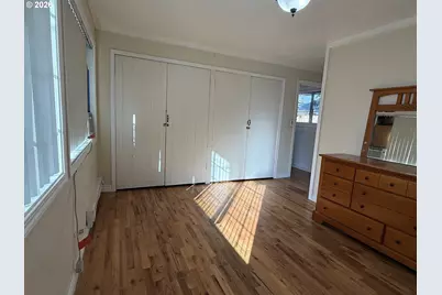 2324 SE 102nd Ave, Portland, OR 97216 - Photo 13