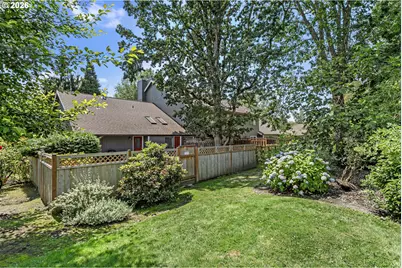4931 SW Chestnut Pl, Beaverton, OR 97005 - Photo 33