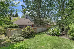 4931 SW Chestnut Pl, Beaverton, OR 97005 - Photo 33