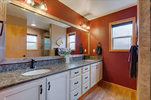 1088 S Sycamore St, Canby, OR 97013 - Photo 19