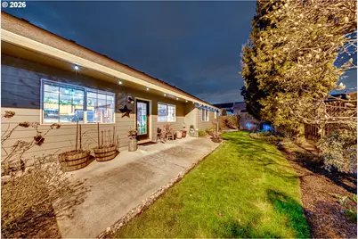 1088 S Sycamore St, Canby, OR 97013 - Photo 37