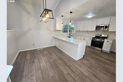 10416 SE 98th Ct, Happy Valley, OR 97086 - Photo 11