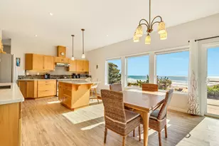 37420 Second St, Manzanita, OR 97130 - Photo 11