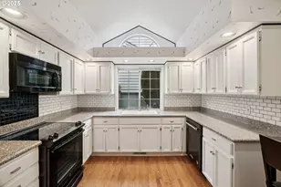 542 Fountain Ct N, Keizer, OR 97303 - Photo 13