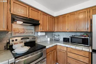 15550 SE Yamhill St, Portland, OR 97233 - Photo 7