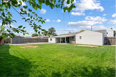 245 W Highland Ave, Hermiston, OR 97838 - Photo 27