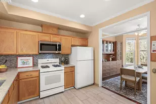 13385 SW Kingston Pl, Portland, OR 97223 - Photo 9