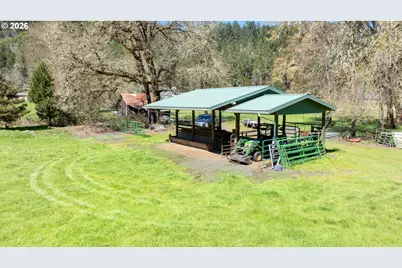 1868 Larson Rd, Roseburg, OR 97471 - Photo 39