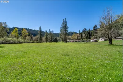 1868 Larson Rd, Roseburg, OR 97471 - Photo 33