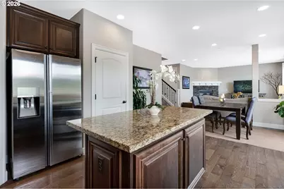10729 NW Glenmore Way, Portland, OR 97229 - Photo 13
