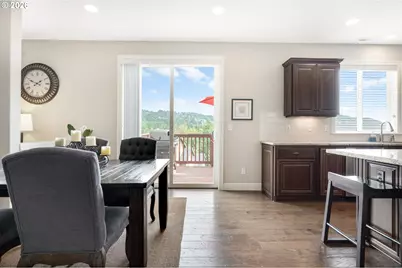 10729 NW Glenmore Way, Portland, OR 97229 - Photo 15