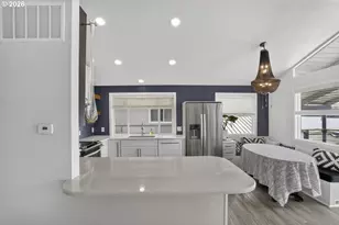 1991 N Jantzen Ave, Portland, OR 97217 - Photo 9