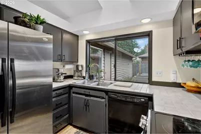 10015 SW 53rd Ave, Portland, OR 97219 - Photo 11