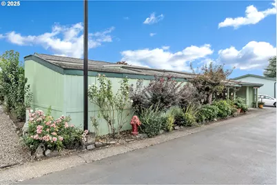 18485 SW Pacific Dr #69, Tualatin, OR 97062 - Photo 3