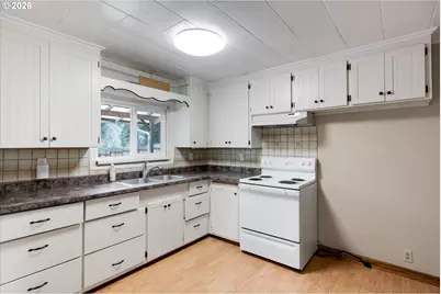 3329 Virginia Way, Longview, WA 98632 - Photo 15