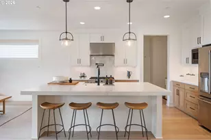 3724 SW Hillside Dr, Portland, OR 97221 - Photo 11