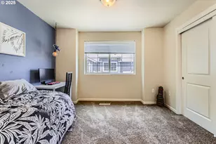 7967 NE Heiser St, Hillsboro, OR 97006 - Photo 21