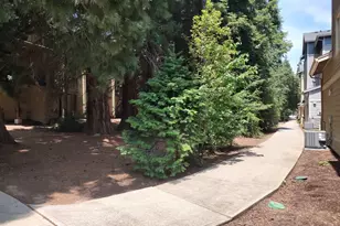 7967 NE Heiser St, Hillsboro, OR 97006 - Photo 29