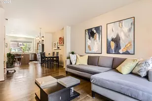 7967 NE Heiser St, Hillsboro, OR 97006 - Photo 11