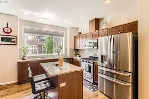 7967 NE Heiser St, Hillsboro, OR 97006 - Photo 13