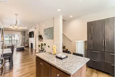 7967 NE Heiser St, Hillsboro, OR 97006 - Photo 15