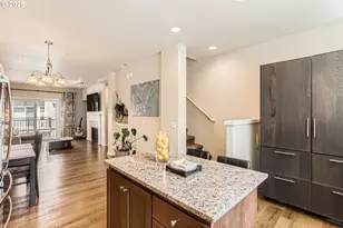 7967 NE Heiser St, Hillsboro, OR 97006 - Photo 15