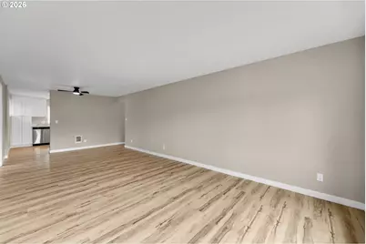 506 S 5th Ave, Kelso, WA 98626 - Photo 7