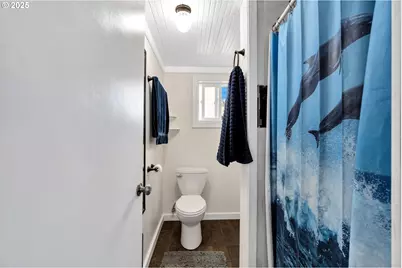 761 SE Polk St, Camas, WA 98607 - Photo 17