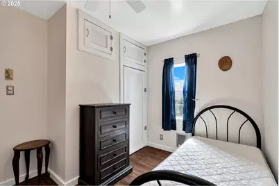 761 SE Polk St, Camas, WA 98607 - Photo 15