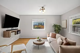 6473 NE Killingsworth Ct, Portland, OR 97218 - Photo 9