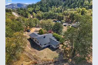 120 Fox Ln, Roseburg, OR 97471 - Photo 45