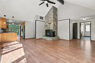 120 Fox Ln, Roseburg, OR 97471 - Photo 5