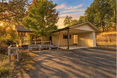 120 Fox Ln, Roseburg, OR 97471 - Photo 37