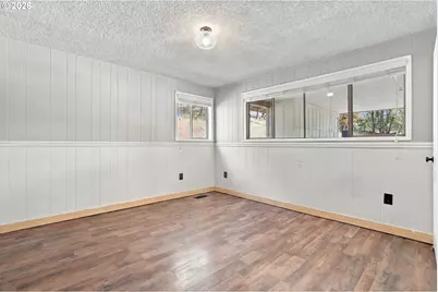 120 Fox Ln, Roseburg, OR 97471 - Photo 25