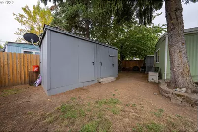 1415 S Bertelsen Rd #36, Eugene, OR 97402 - Photo 23