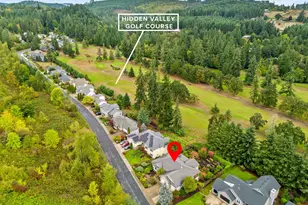 610 Holly Ave, Cottage Grove, OR 97424 - Photo 3