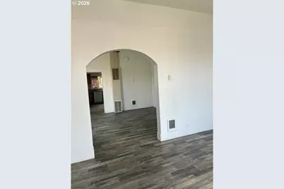 1914 SE Court Ave, Pendleton, OR 97801 - Photo 5