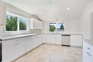 15109 SE Oatfield Rd, Milwaukie, OR 97267 - Photo 15