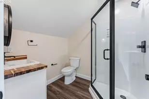 790 Oregon Ave, North Bend, OR 97459 - Photo 33