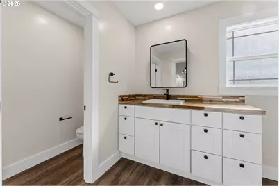 790 Oregon Ave, North Bend, OR 97459 - Photo 23