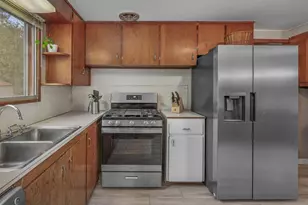 7333 SW Pine St, Portland, OR 97223 - Photo 15