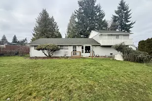 105 Timberline Dr, Castle Rock, WA 98611 - Photo 3